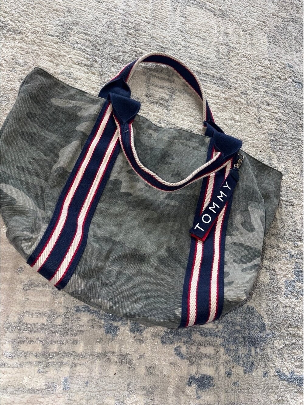 Tommy Hilfiger Camo Tote Bag [COPY]